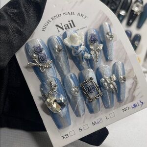M size Blue and Silver High-End Nail Art Set